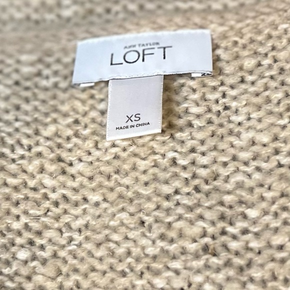 Ann Taylor Loft Beige Sweater - Picture 6 of 7